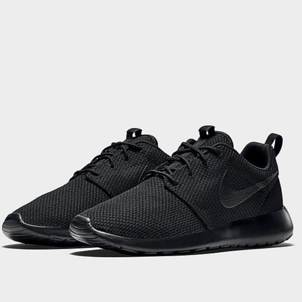 NIKE ROSHES